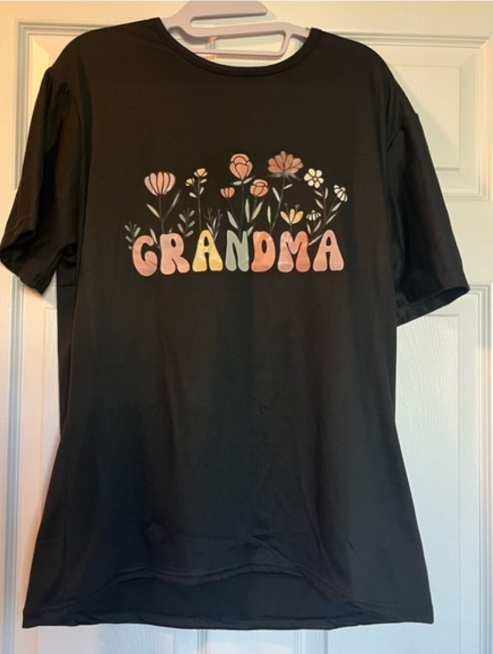 Boho Groovy Floral Grandma Black Floral Graphic Women's Tshirt - Size 2XL NWOT
